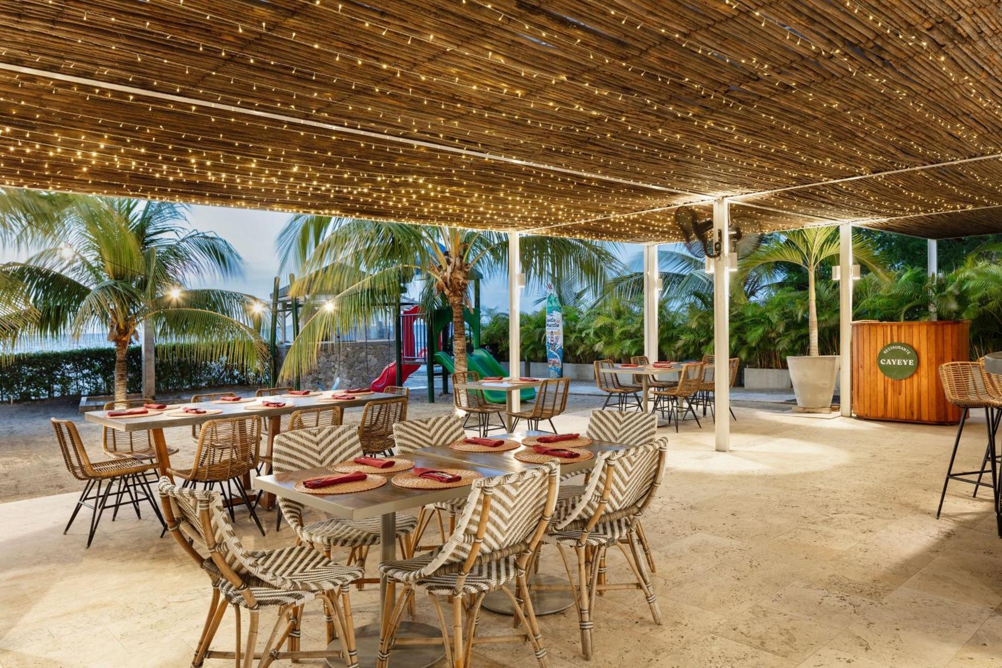 منتجع سانتا مارتا ماريوت بلايا دورميدا المظهر الخارجي الصورة The Beach Club
