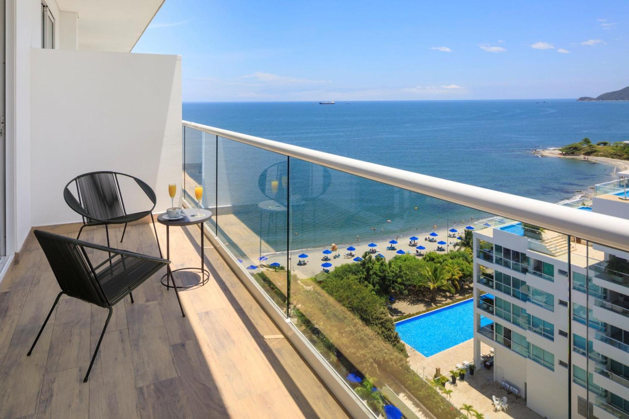 منتجع سانتا مارتا ماريوت بلايا دورميدا المظهر الخارجي الصورة A balcony
