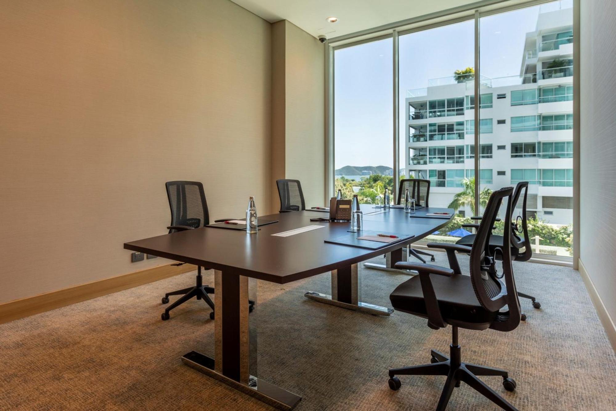 منتجع سانتا مارتا ماريوت بلايا دورميدا المظهر الخارجي الصورة Meeting room at the hotel