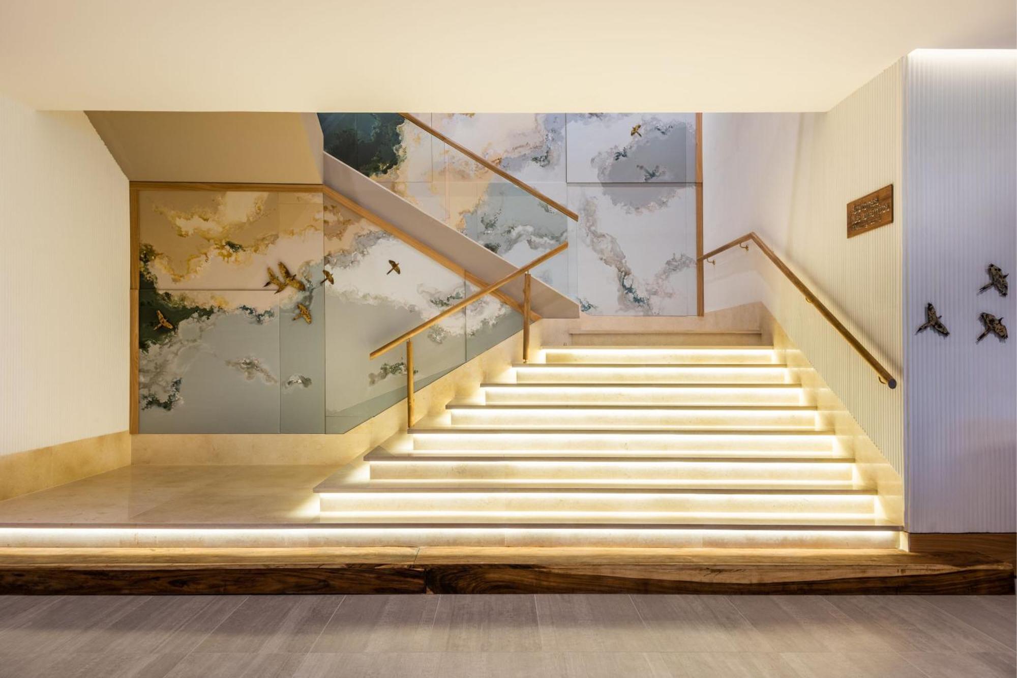منتجع سانتا مارتا ماريوت بلايا دورميدا المظهر الخارجي الصورة The staircase at the entrance of the museum